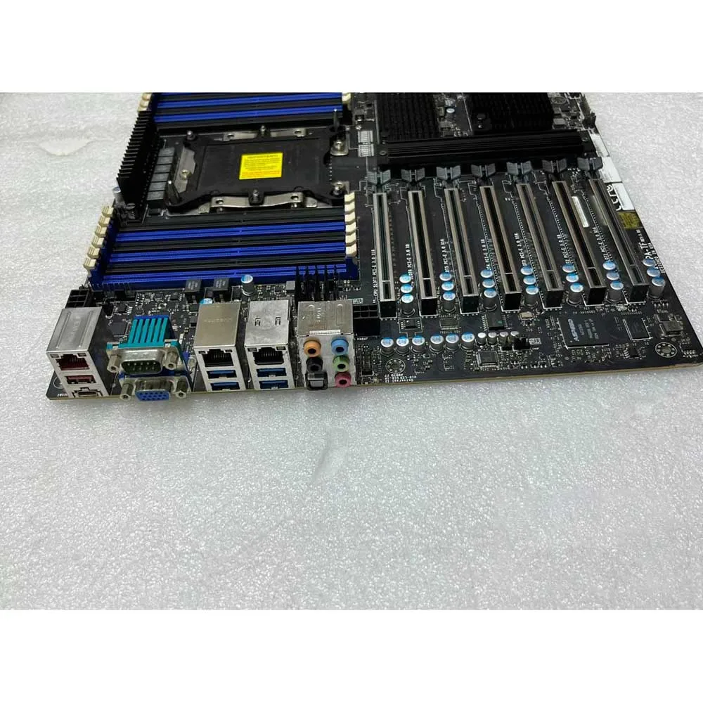 

Workstation Motherboard Single Channel LGA-3647 4 PCIe 3.0 x16 DDR4-2666MHz X11SPA-TF