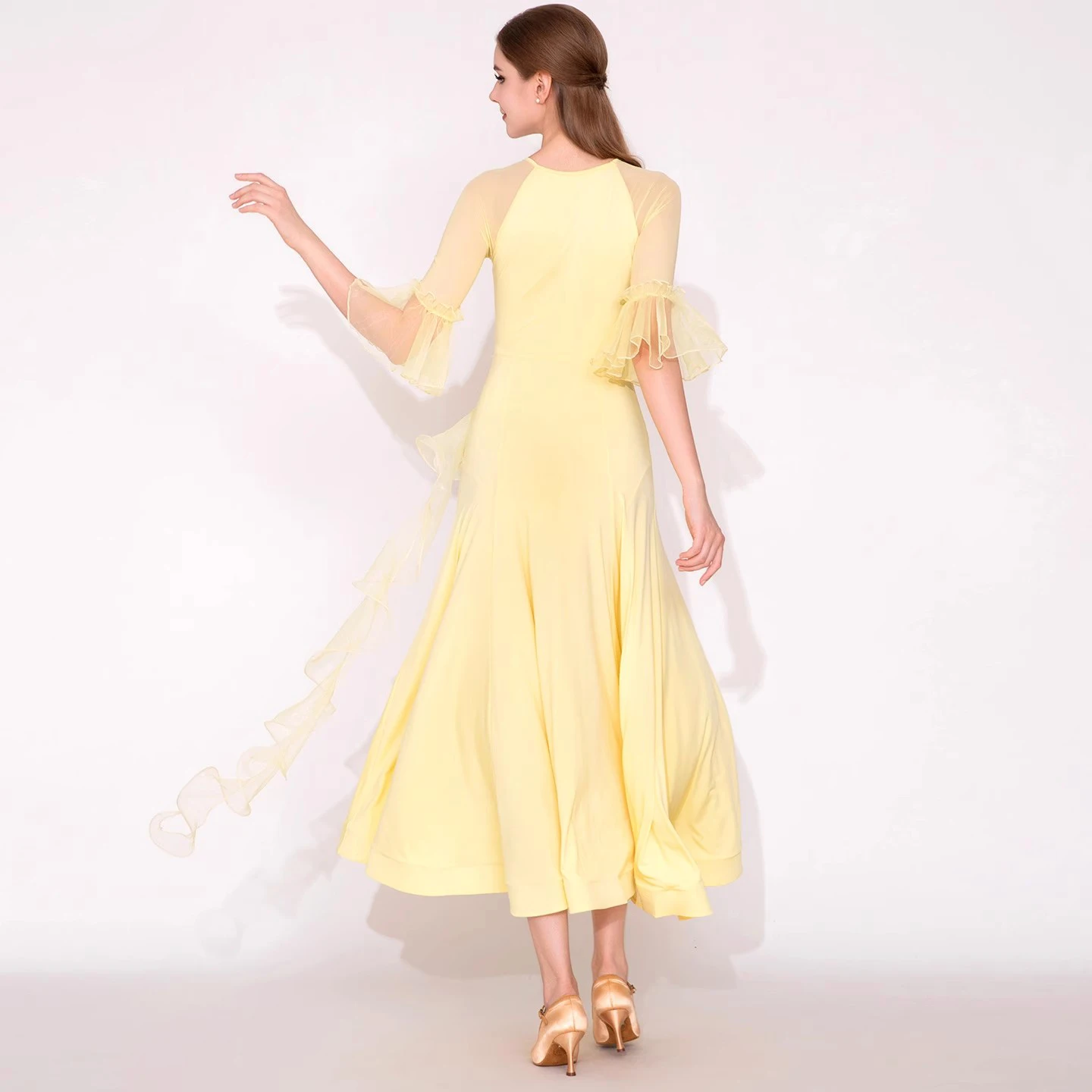 الوردي المرأة قاعة الرقص فساتين الوطنية القياسية الفالس المنافسة الملابس الراقية الأداء الحديث الأزياء الحديثة