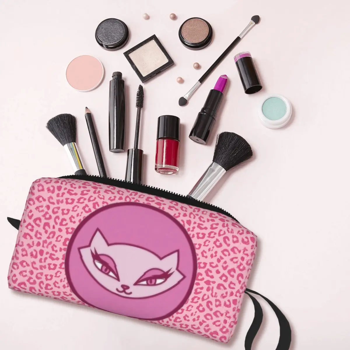 Y2k Harajuku Streetwear 90s Anime Large Makeup Bag Beauty Pouch Travel Cosmetic Bags Bratzs Portable Toiletry Bag for Unisex