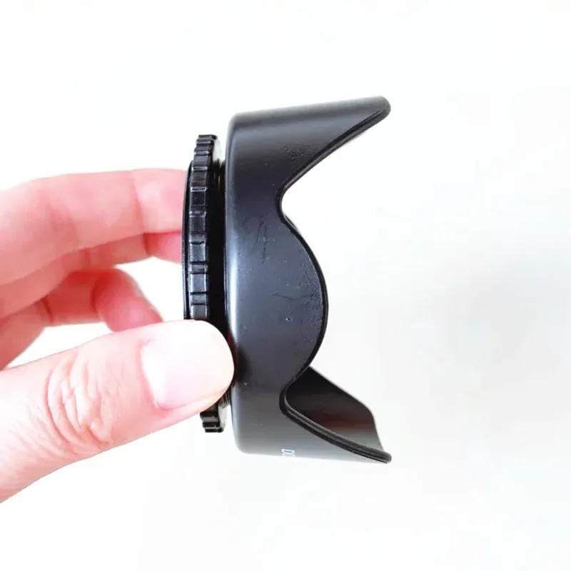 Lens Hood Screw Mount Flower Shape  58mm  67mm  77mm For Canon Hood Lens Camera