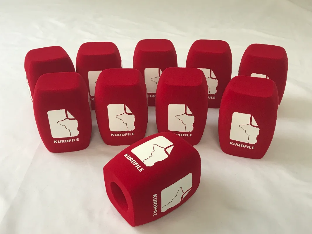 

10 шт., квадратный флокирующийся микрофонный пенопласт, индивидуальный логотип, микрофонная губка с принтом логотипа, капот, микро personnalisé для ТВ-станций, интервью