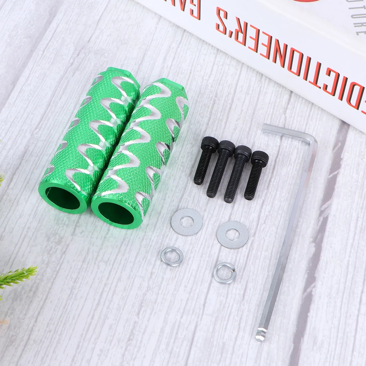 

1 Pair Aluminum Alloy Bicycle Pedals Sturdy Cylinder Foot Pegs For Mountain Bike Repair 5Mm Screws Included Green Cycling