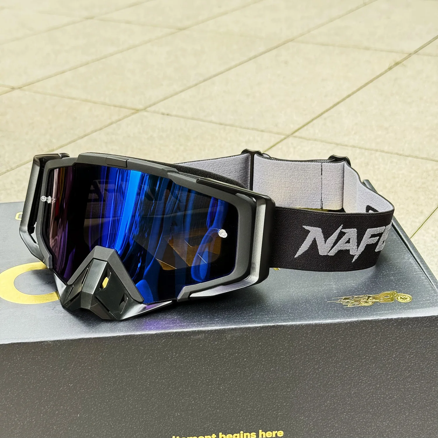 

Premium MX Goggles - Best Seller Motorcycle Windproof Dustproof Sports Glasses for Dirt Bike Riding Cycling Skiing Protection