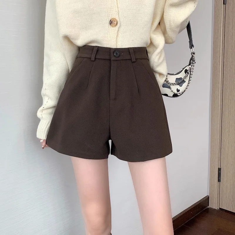 

2024 Women Summer New Fashion High Waist Short Pant Female Solid Color Warm Woolen Shorts Ladies Loose Wide Leg Shorts X70