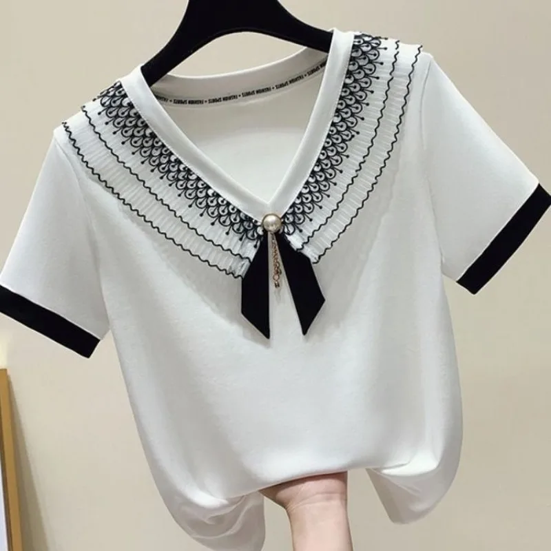 2024 Summer New Pure Cotton Lace Spliced V-neck Bright Line Decoration Fashion Commuter Contrast Color Short Sleeve Women's Tops