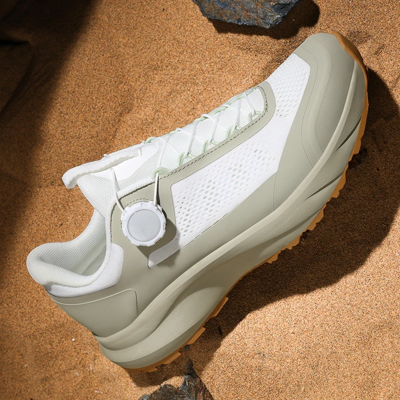 New Golf Men Shoes Professional Golfers Sneaker Non Slip Walking Lightweight Comfortable Footwear Black White Driving Boots