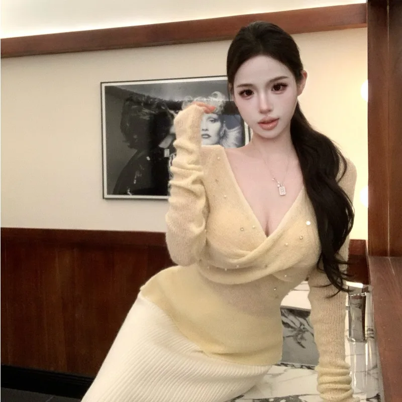 

Slim Fit V-Ne Knitwear Long Sve Glitter Button Top f Skirt Set Winter Faion Women's Outfit Commute Sle Pure Color