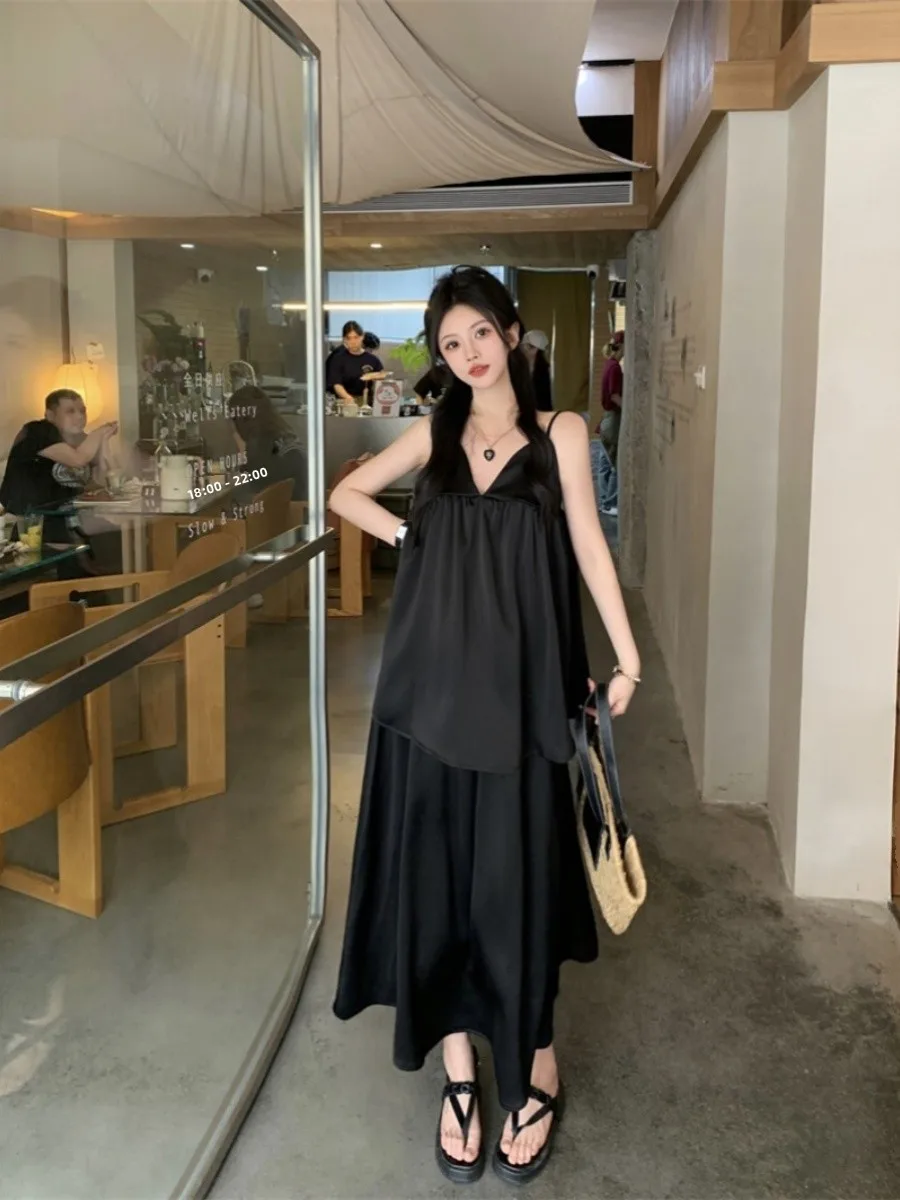 

Женский комплект больших размеров: топ с V-образным вырезом и юбка с высокой талией, летний, стройнящий, модный, в корейском стиле