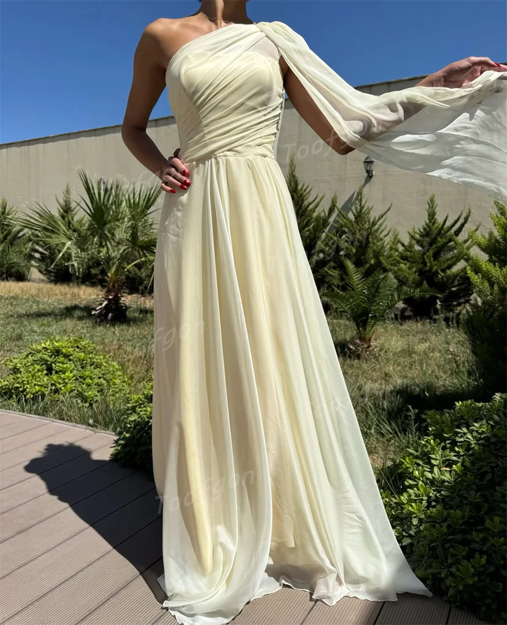 ชุดราตรีผู้หญิงสีเหลืองแบบไหล่เดียว ผ้าชีฟอง ดีไซน์หรูหรา จับจีบ สำหรับงานเลี้ยงอย่างเป็นทางการ ชุดราตรียาวสั่งตัดได้ สไตล์ซาอุดิอาระเบีย