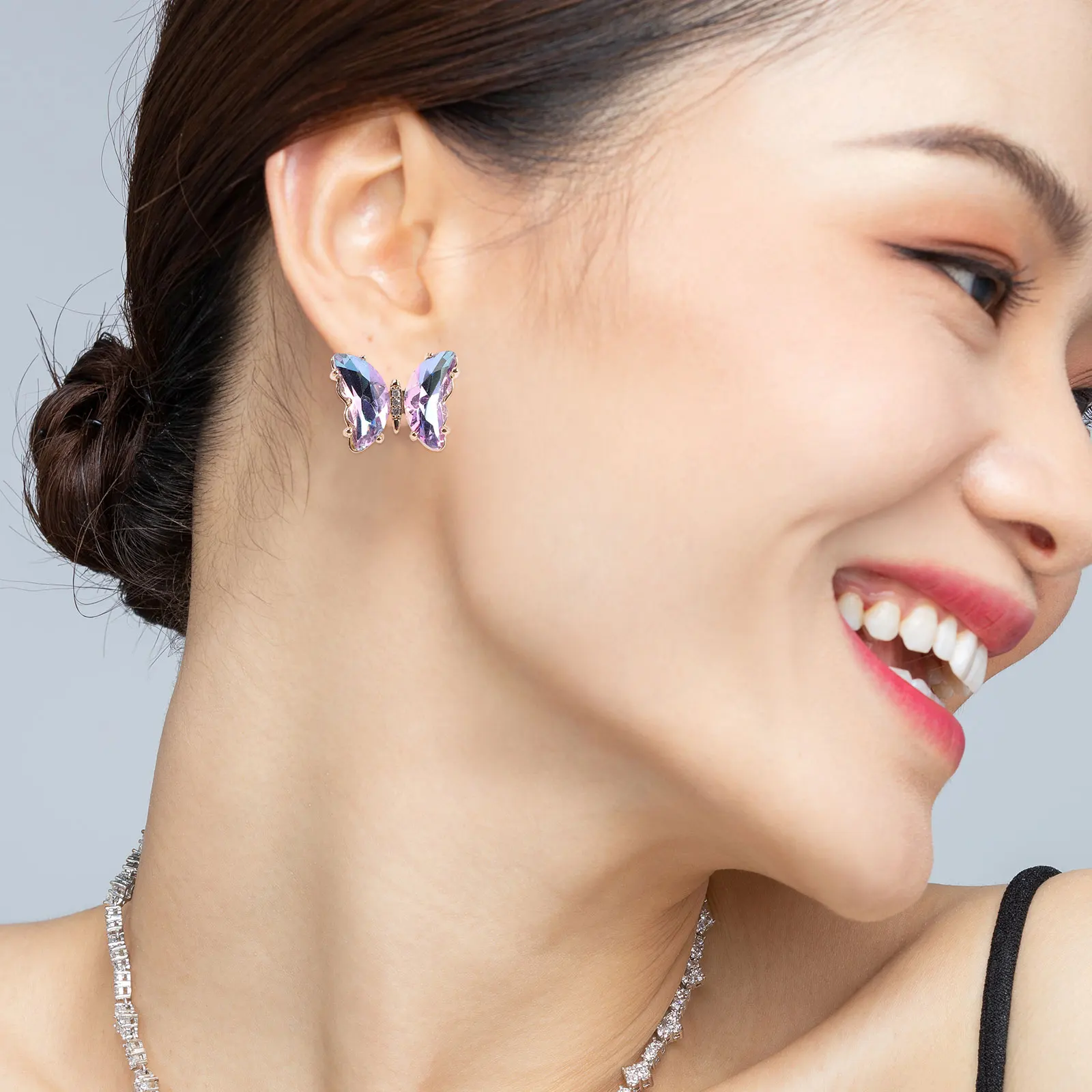 

5 Pairs Butterfly Earrings Crystal Butterflies Earrings Purple Blue Green White Copper Claw Studs for Women Girls Accessories