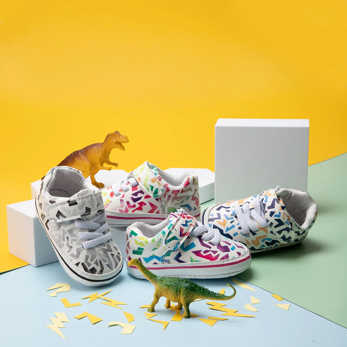 Baby Shoes for Boys 0 12 Months Newborn Soft Anti-Slip Dinosaur Print Shoe Infant Photoshoot Birthday Theme Cake Smash Sneakers