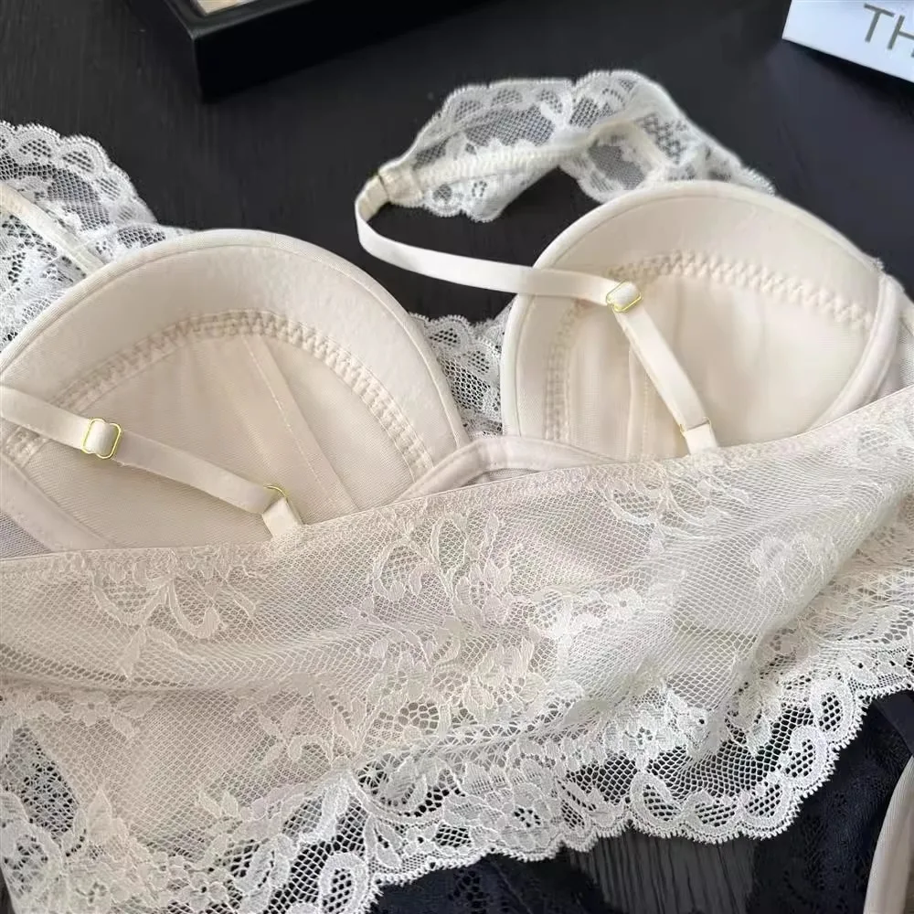 طقم علوي قصير من الدانتيل Brtte والملابس الداخلية البيضاء بطبقات سترة علوية بدون أكمام مجمعة بدون ملابس داخلية #5