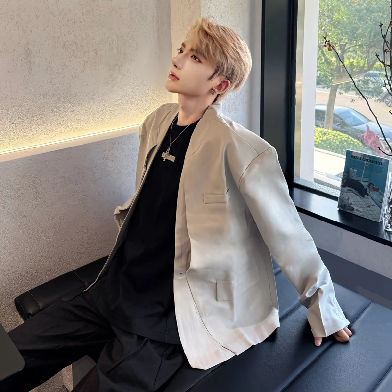 WTHT Fashion Men's Spliced Fake Two-pieve Design Blazer Coats Trendy 2025 Autumn Single Buckle Stand Collar Jackets Male 2A2116