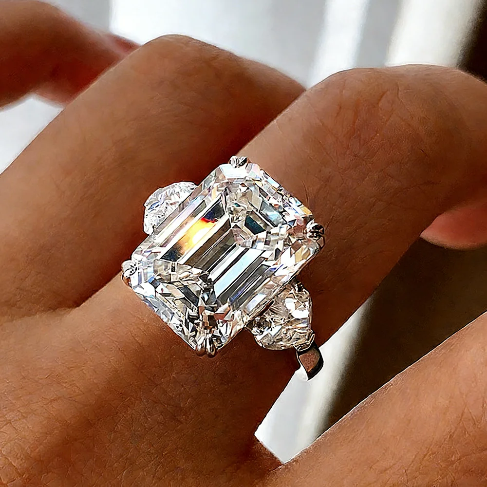 Certified 4.5carat Emerald Cut Full Moissanite Engagement Ring with Heart Cut Diamond S925 Silver 3-Stone Wedding Band for Women