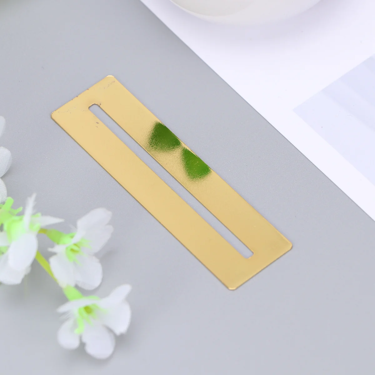 

2Pcs Fingerboard Finger Guards Fret Protectors Flexible Bendable for Guitar Bass Fret Cleaning and Maintenance Tool Set