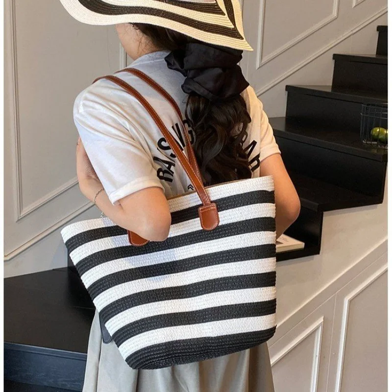 

Classic And Popular Women's Shoulder Bag Leather Crossbody Messenger Tote Handbag For Ladies In Designer Luxury