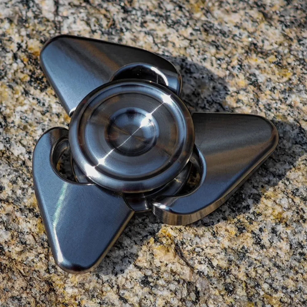 Newbee EDC moulin à vent Fidget Spinner tungstène manipulation sensation gyroscope soulagement du Stress jouet Fidget jouets métal trois lames Fidget Spinner