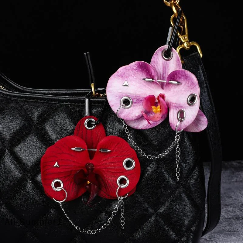 【E】Exquisite Simulation Phalaenopsis Keychain Backpack Decoration Gifts Creative Hand-punched Puncture Simulation Flower Keyring