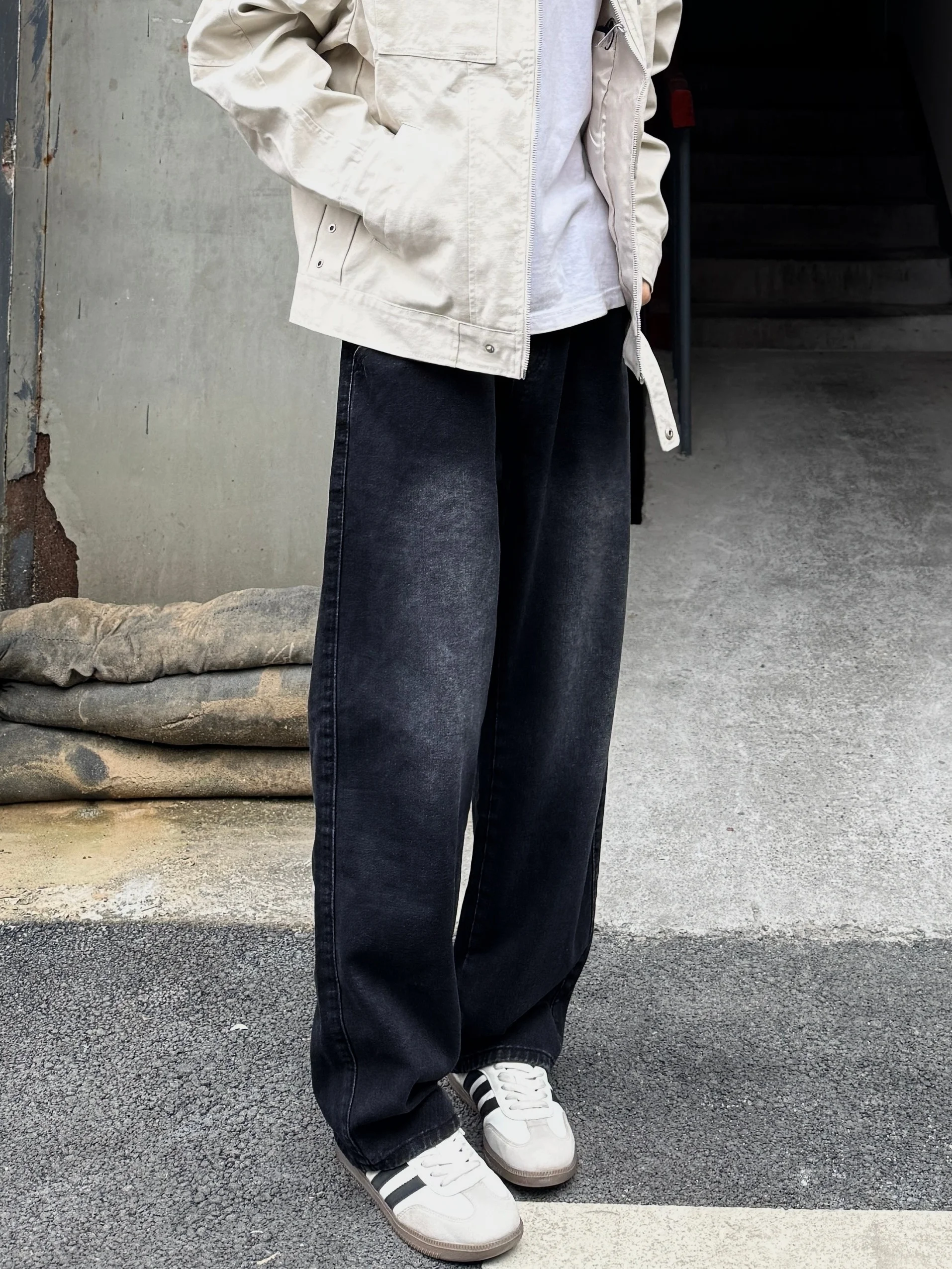 

Retro American High Street Hiphop Drawstring Loose Straight Leg Casual Jeans Men's Black Grey Color Jeans Youth Fashion