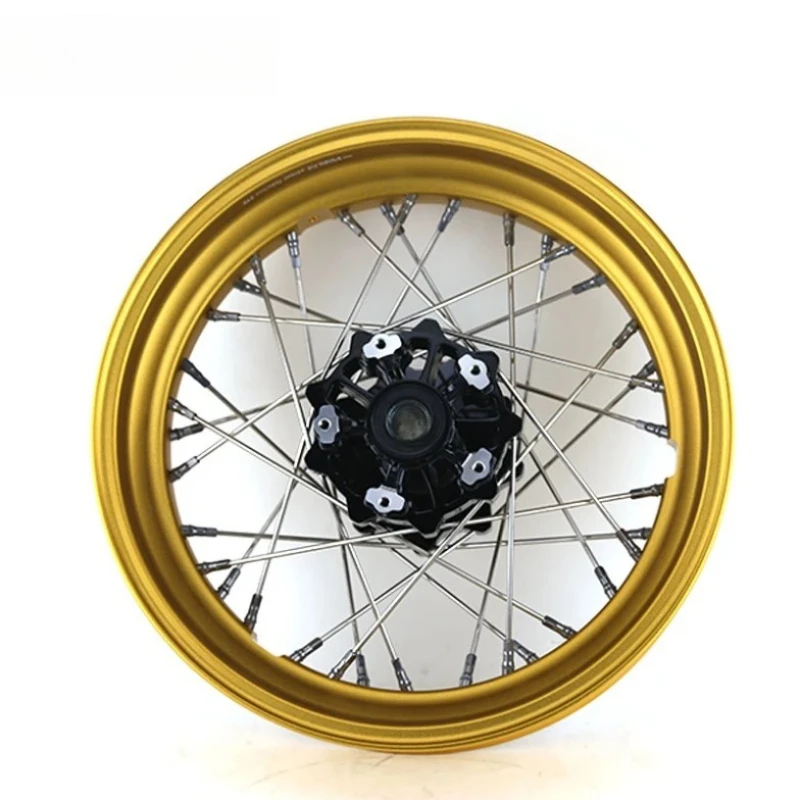 Adatto per parti di motociclette CFMOTO CF800MT Combinazione di cerchi anteriori e posteriori CF800-5 Mozzo ruota con raggi per cerchioni in acciaio