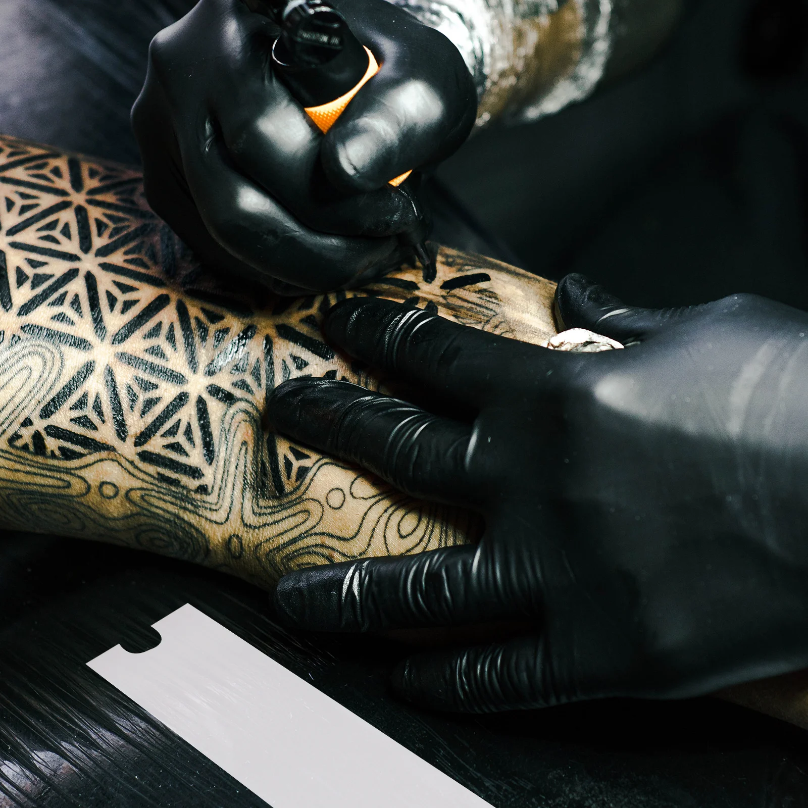 

200Pcs Tattoo Pen Wrap Disposable Plastic Sleeve Protective Cover for Tattooing Supply Use Tattoo Pen Plastic Wrap