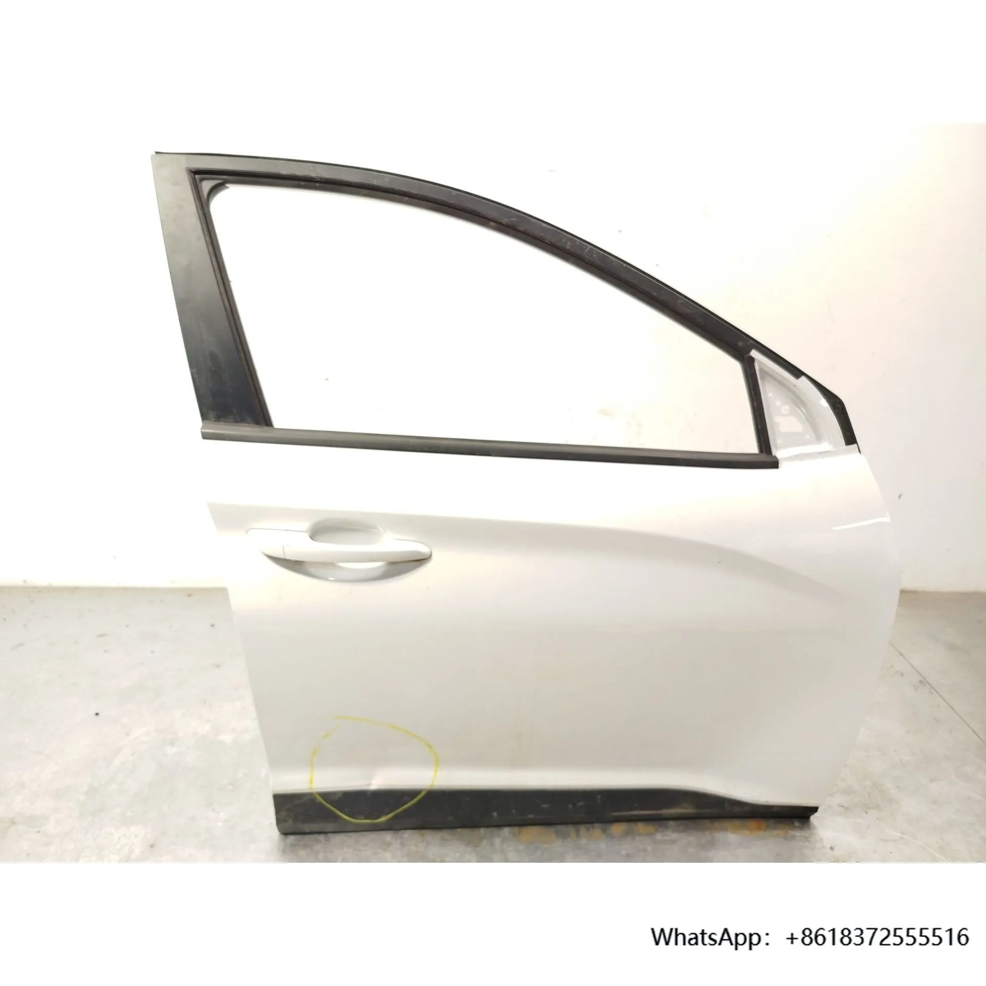 

daNew Condition for Hyundai Right Front Door Panel 7698885 with Steel and Plastic Car Door Handle