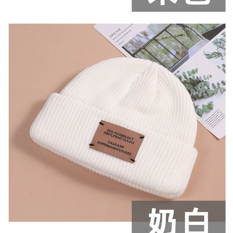 قبعة صغيرة للنساء والرجال قابلة للتنفس ، قبعة دافئة مقاومة للرياح ، قبعة كاجوال محبوكة للزوجين للسفر والتسوق في الهواء الطلق ، الشتاء