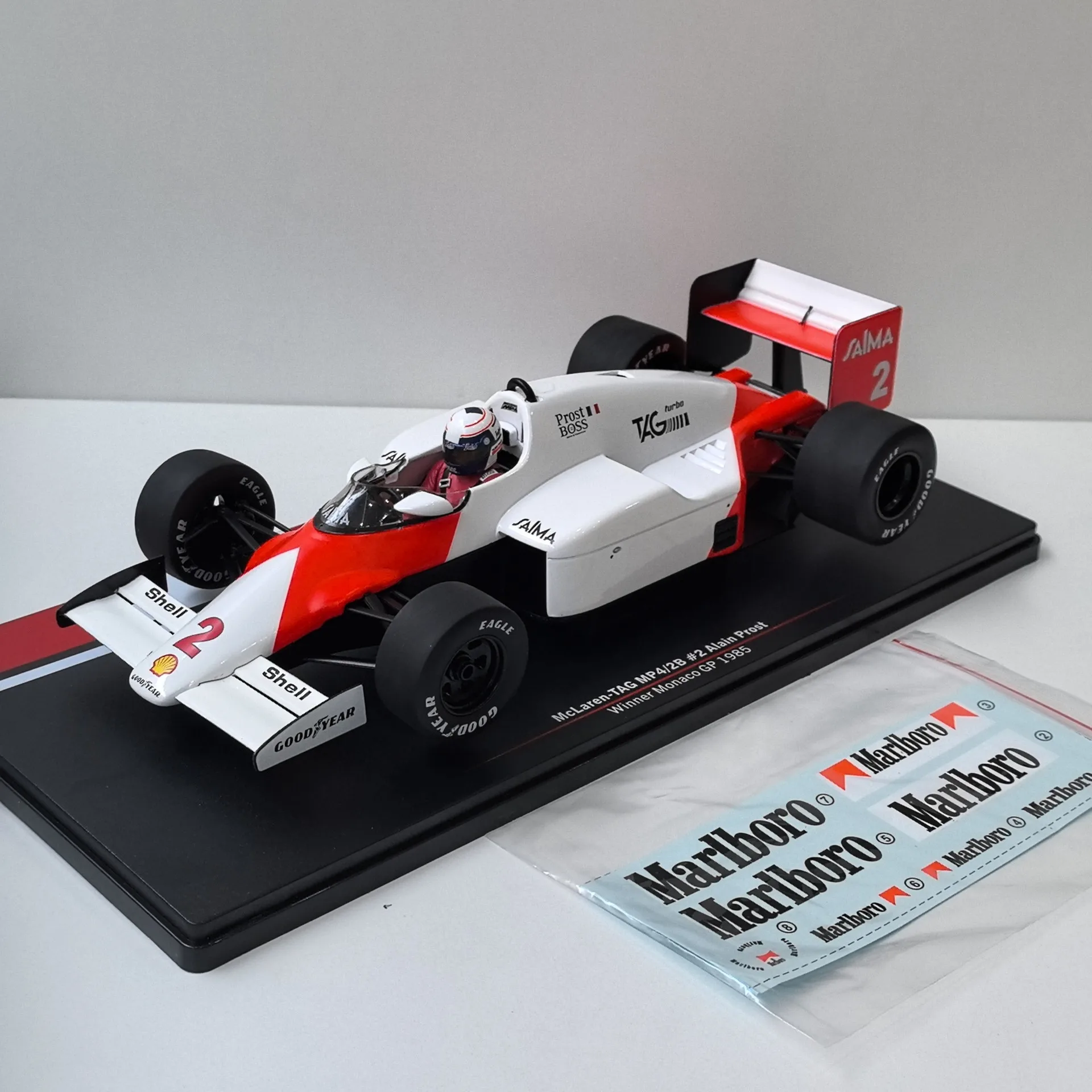 

Flaws Diecast MCG 1/18 Scale MCLAREN TAG MP4/2B #2GP 1985 F1 McLaren Formula Racing Alloy Car Model Collectible Toy Gift