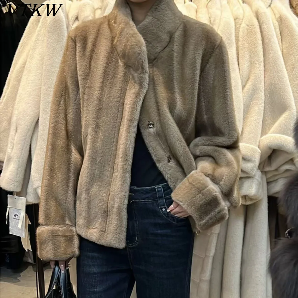 

VTKW 2025 Women’s Lightweight Faux Fur Jacket Stand Collar Patchwork Tie Dye Slim Fit Designer Elegant Office Streetwear Chic