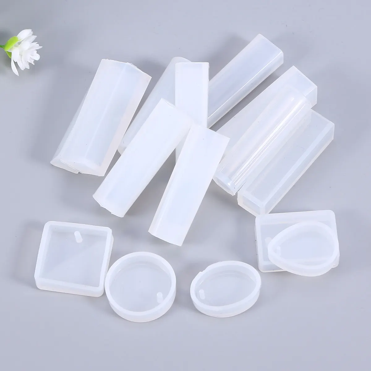 115Pcs Silicone Jewelry Molds DIY Casting Flexible Smooth Pendants Earrings Craft Molds Accessories Screws Included