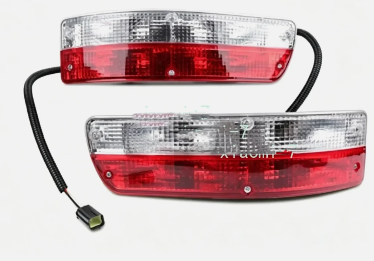 Excavator Accessories For Kobelco SK200 210 230 250 260-6E-6-8 Super 8 Excavator Rear Taillight Back Car Rear light