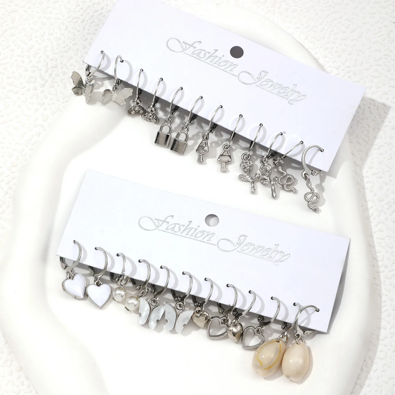 48 Pcs Fashion Faux Pearl Decor Twist Design Hoop Earrings For Women Silver Color Heart Earring For Daily Life Jewelry Gifts New