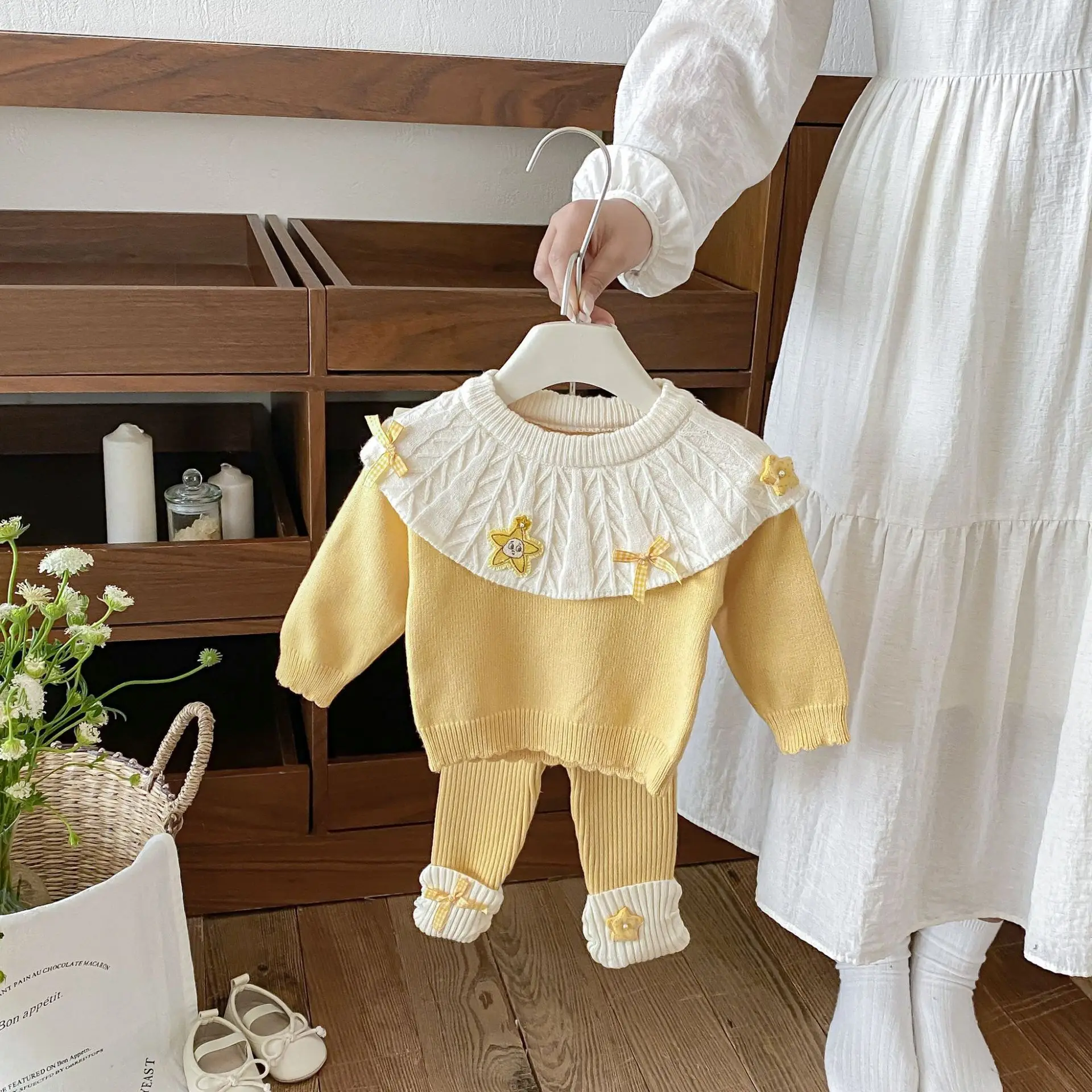 2026 Autumn/Winter New Infant Knitted Set, Female Baby Doll Collar Bow Top, Two Piece Bottom Pants Set