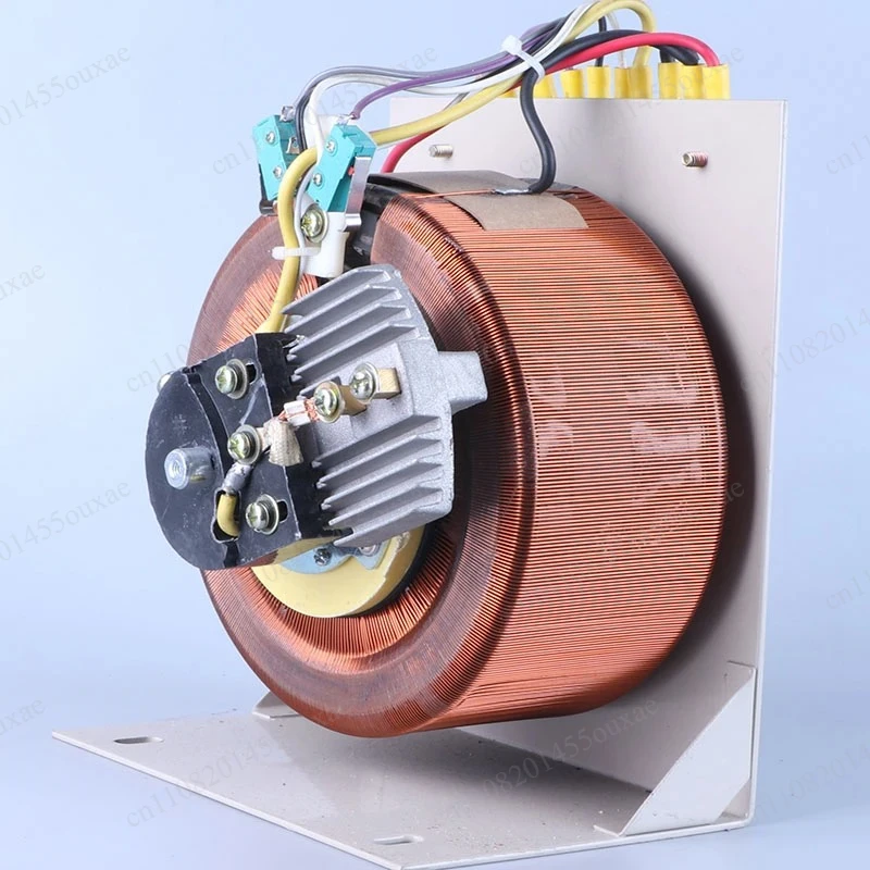 2000W 3000W Single Phase 0-250V Adjustable AC Voltage Regulator Transformer