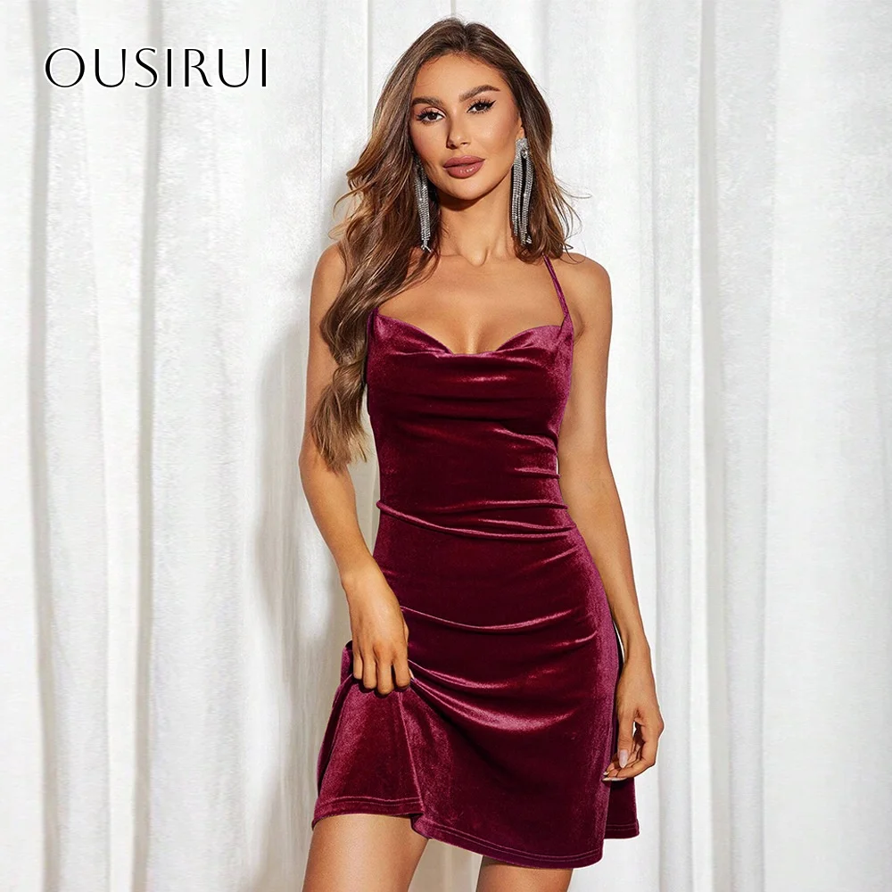 

Velvet Spaghetti Straps A-line Short Cocktail Dresses Sleeveless Criss-cross Customized платье на выпускной