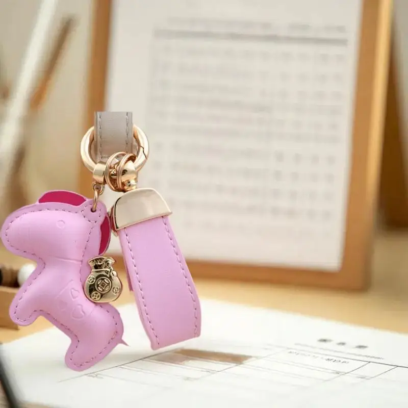 سلسلة مفاتيح على شكل حصان؛ إكسسوار جلدي ساحر؛ حلقة مفاتيح لحقيبة المال على شكل حصان محظوظ؛ هدية فريدة من نوعها للعام الجديد. #3