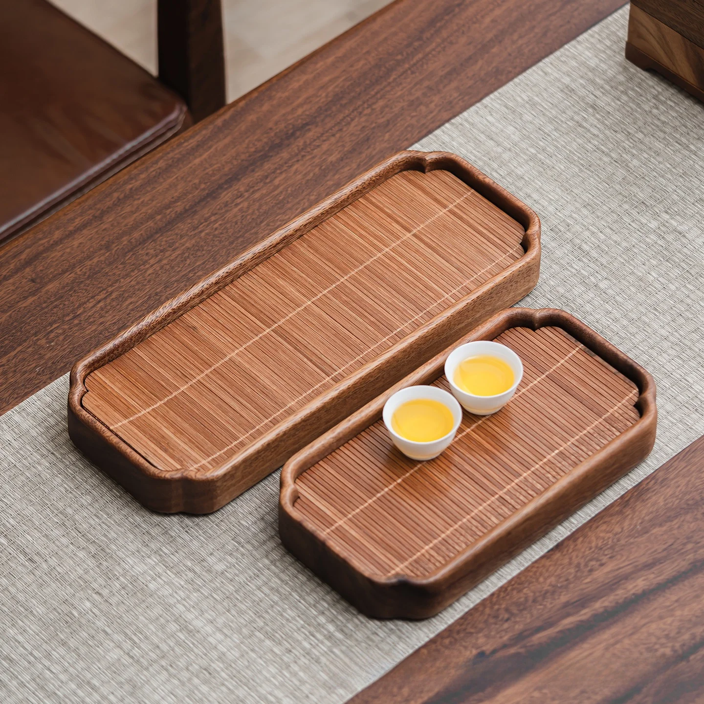 

Bamboo Tea Tray Rectangular Office Dry Tea Brewing Drainage Style Simple Home Decor Small Size Tea Plate for Tea Time