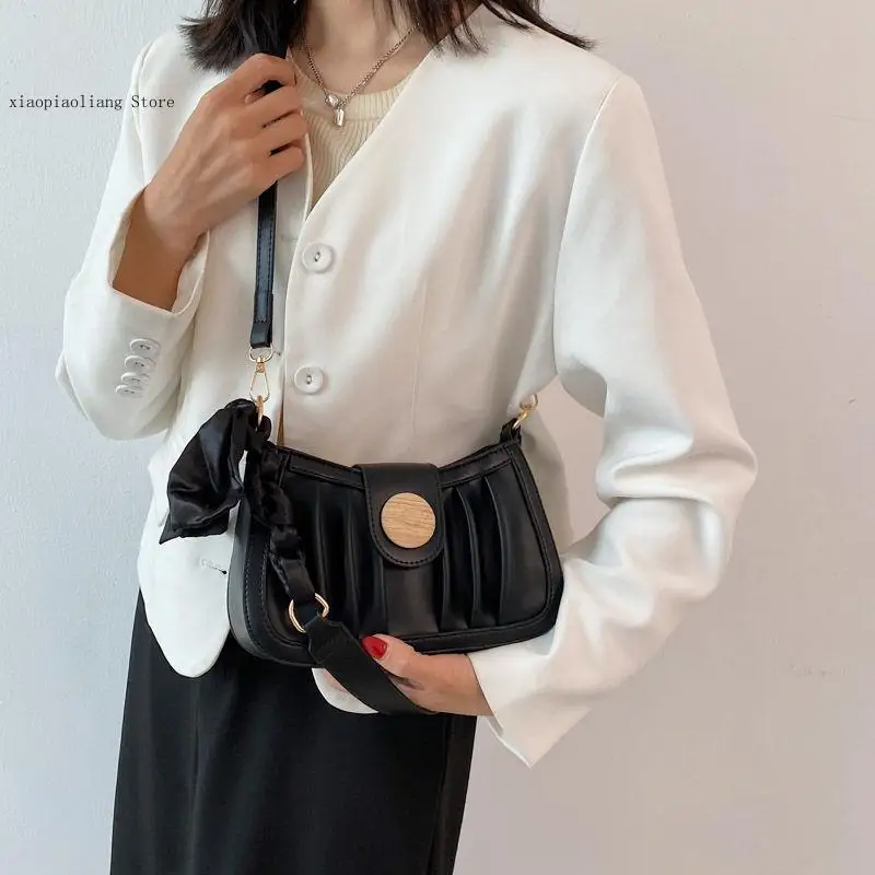 French Style Niche High-End Handbag for Women Fashionable and Stylish Crossbody Versatile Hand-Held Small Square Bag