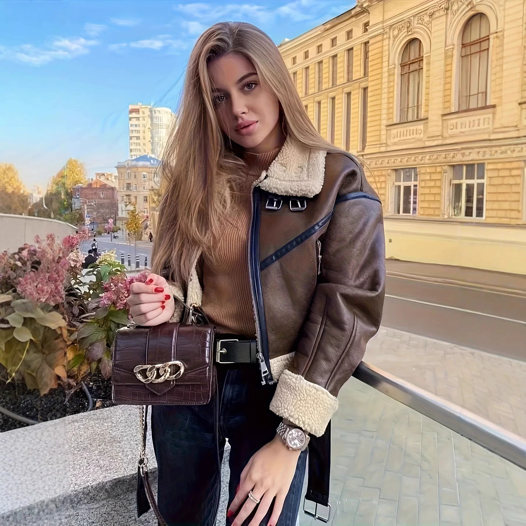 Women Streetwear Faux Lamb Leather Fur Short Jacket with Belt Moto Biker Thick Warm Sheepskin Coat Outwear