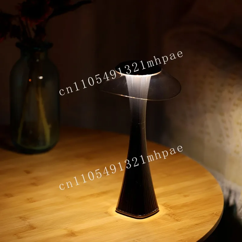 

Dropshipping creative simple design small simple eye protection charging touch stepless dimming cordless desk lamp