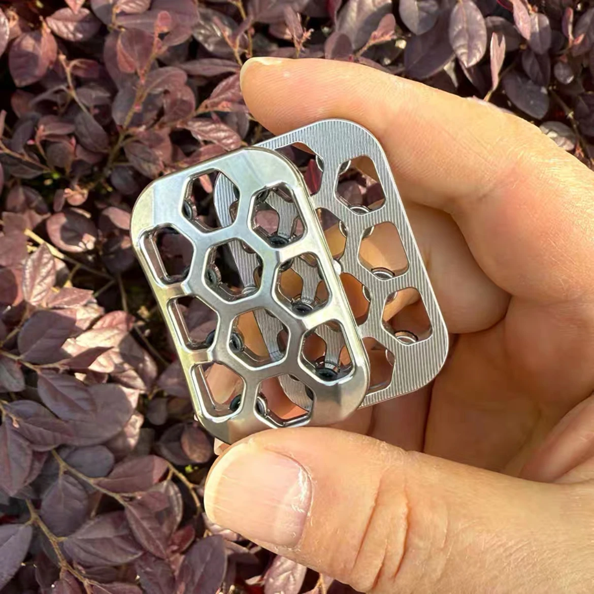 지르코늄 티타늄 합금 할로우 두꺼비 EDC Fidget Spinner 슬라이더 금속 안티 스트레스 감각 ADHD 초점 도구 Fidgeting Toys