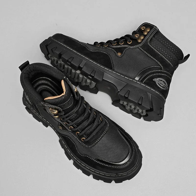 

Outdoor Leather Mens Slip on Boots Platform Shoes Luxury Brand Men Winter Plush Snow Boots Fashion All-match Men Motocross Boots