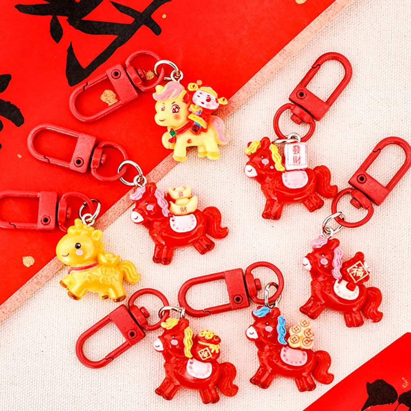 1/7 قطعة الكرتون سنة الحصان المفاتيح راتينج لطيف المهر حلقة رئيسية حقيبة اكسسوارات الديكور السنة الجديدة قلادة الهدايا الصغيرة
