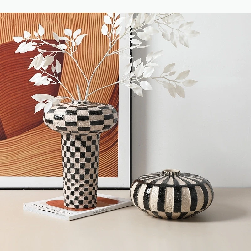 

Ceramic Vase Geometric Check Rough Pottery Handicraft Flower Vase Floral Arrangement Accessories Home Decoration Terrarium