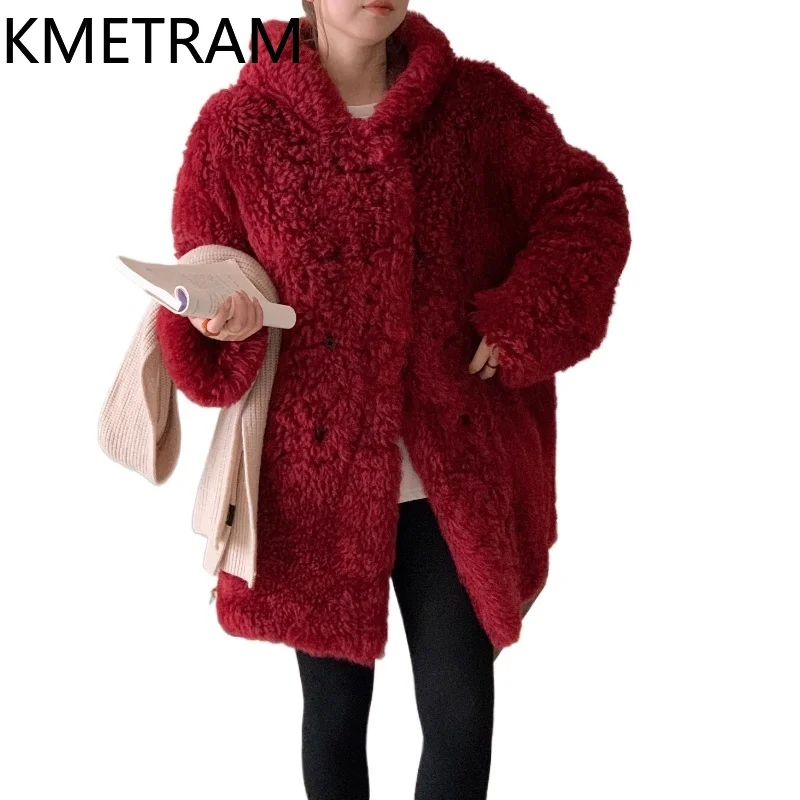 KMETRAM جلد الغنم الطبيعي توسكانا مع الصوف المرفقة سترة امرأة فاخرة معطف الفرو الحقيقي الأحمر مقنعين جديد في معاطف الملابس الشتوية
