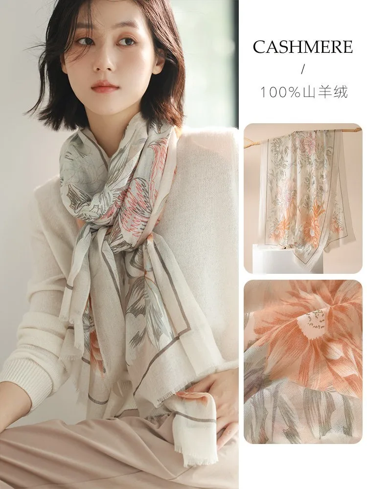 A light and luxurious summer velvet scarf for women new style of air-conditioned room shawl outerwear