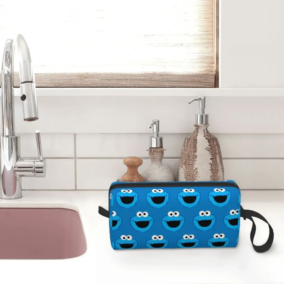 Smiling Cookie Pattern Cookie Makeup Bag Pouch Cosmetic Bag for Men Women Toiletry Bags Accessories Organizer