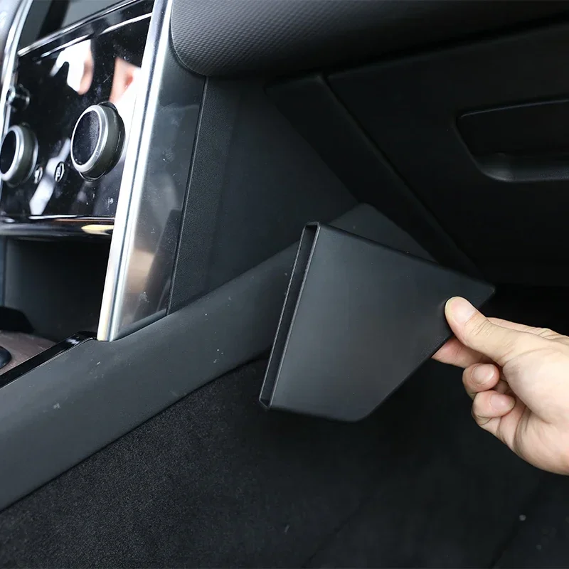 Car Accessories For 2020 Land Rover Discovery Sport L550 2020 ABS Black Car Center Console Side Mobile Phone Coin Storage Box