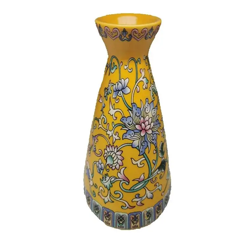 

Chinese Old Porcelain, yellow background enamel colored Pattern diagram vase