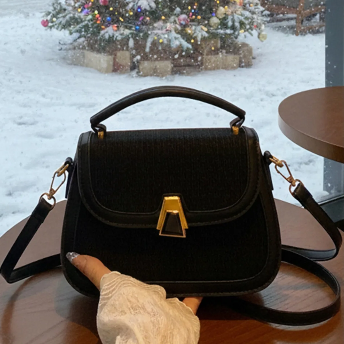 الشتاء شعبية بسيطة ريترو حقيبة صغيرة المرأة 2026 جديد مصمم التباين حقيبة يد المتقدمة ركاب Crossbody حقيبة مربعة صغيرة